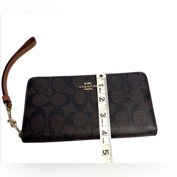 Coach Signature Brown Wallet/Wristlet - Picture 11 of 13